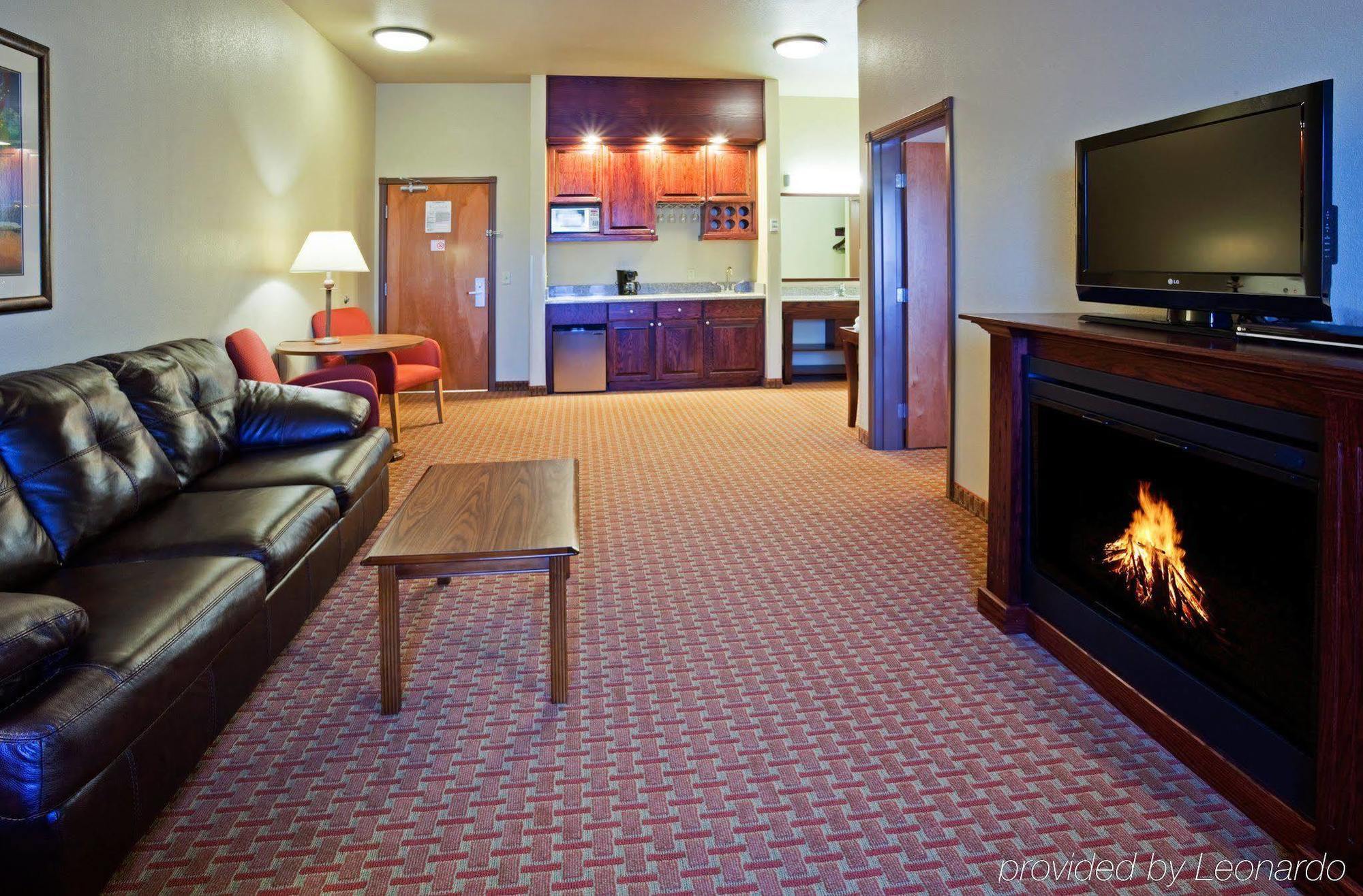 Baymont Inn & Suites By Wyndham Sturgis Zimmer foto