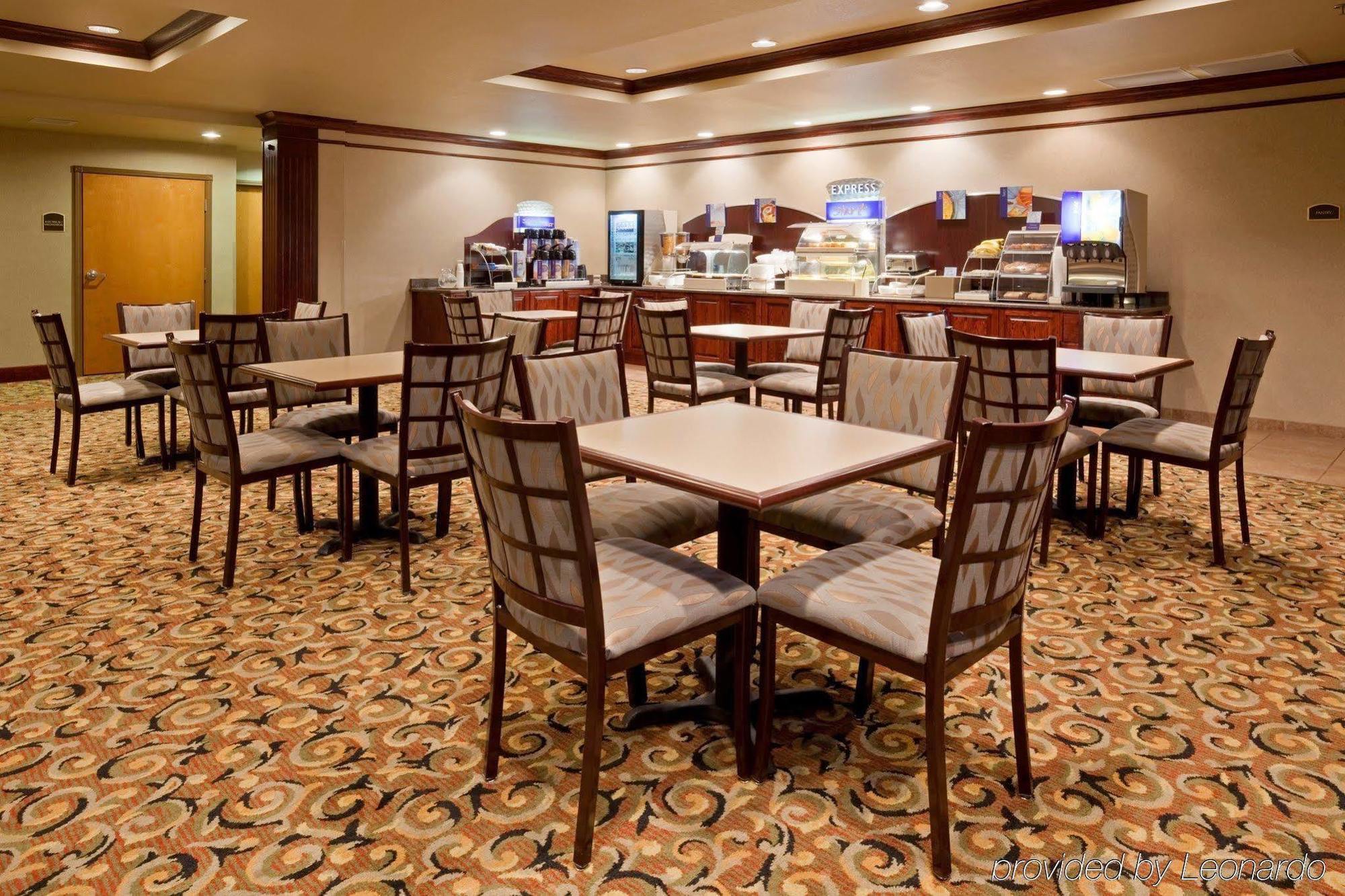 Baymont Inn & Suites By Wyndham Sturgis Restaurant foto